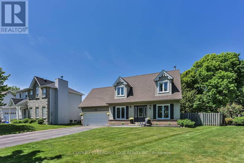 30 McGuire Crescent, Uxbridge, photo 3