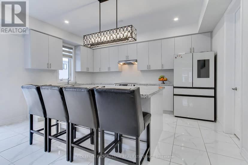 145 Terry Fox Drive, Barrie, photo 8