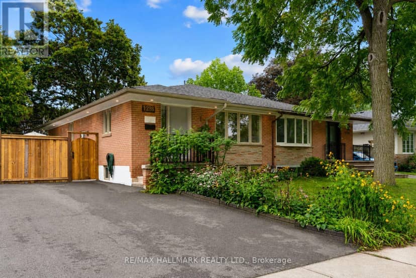 1218 Grange Road, Oakville, photo 2