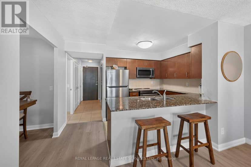 1401 - 235 Sherway Gardens Road — photo 8 of 40