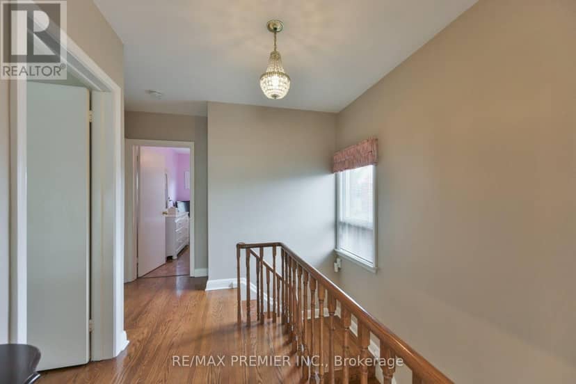 81 Macleod Street — photo 14 of 30
