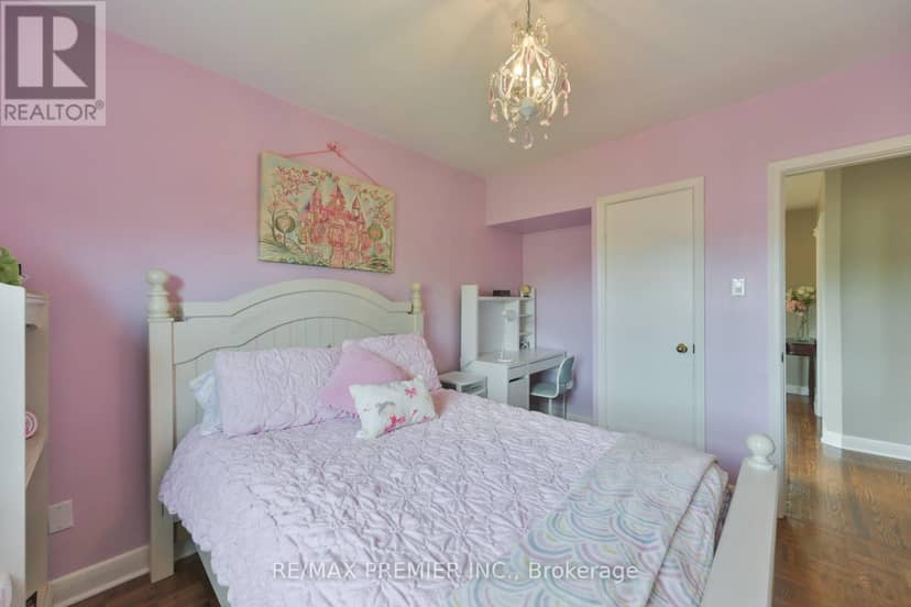 81 Macleod Street — photo 17 of 30