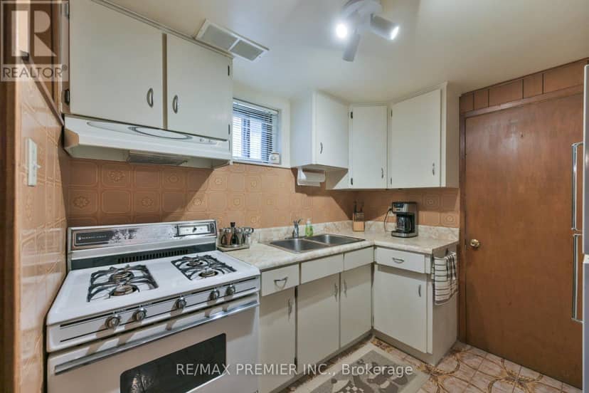 81 Macleod Street — photo 23 of 30
