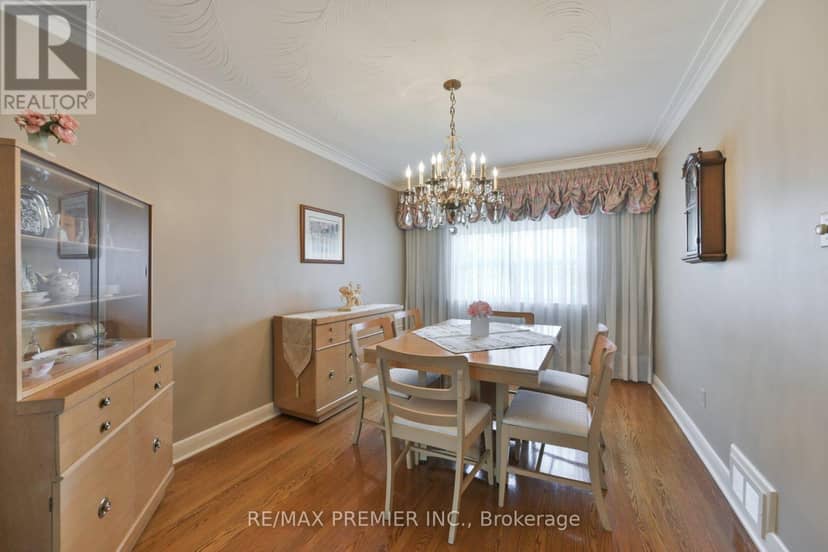 81 Macleod Street — photo 9 of 30