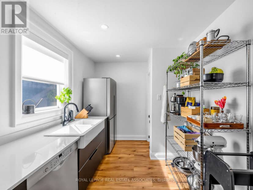 36 Jodphur Avenue — photo 11 of 37