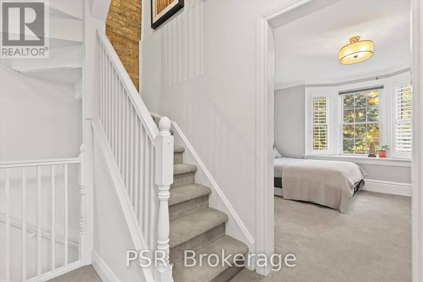 109 Macdonell Avenue — photo 27 of 40