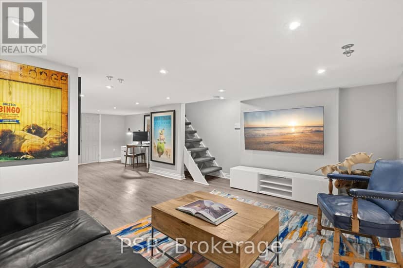 109 Macdonell Avenue — photo 38 of 40