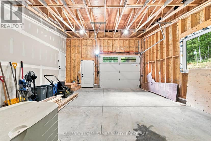 866 Godolphin Road — photo 35 of 40
