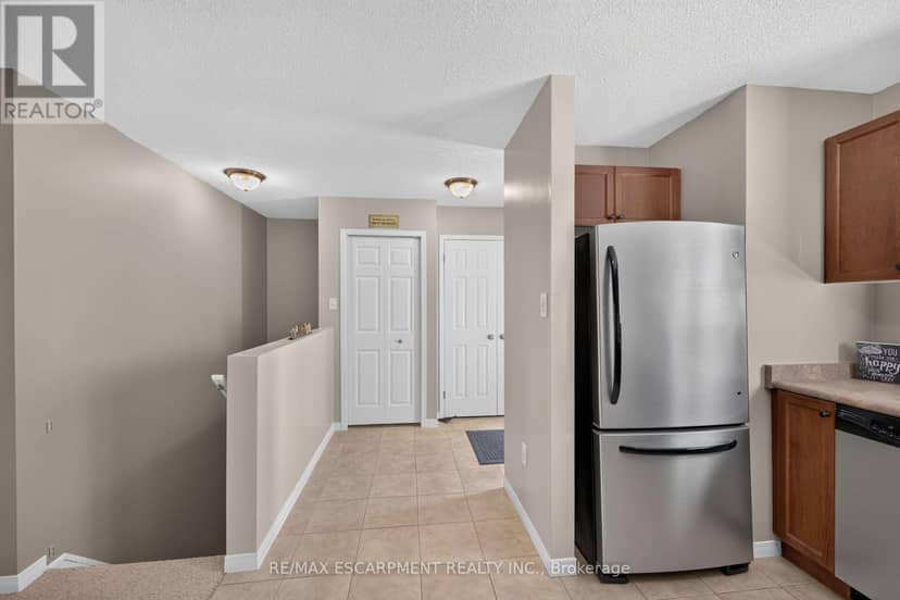 7 Powell Lane — photo 11 of 39