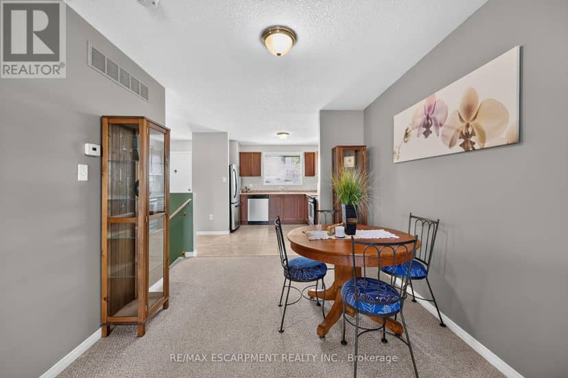 7 Powell Lane — photo 15 of 39
