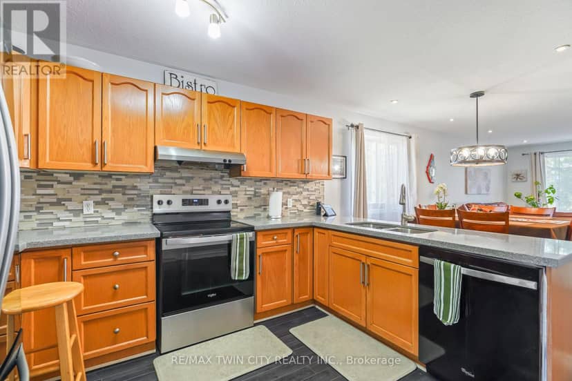 142 Marlborough Street — photo 10 of 39