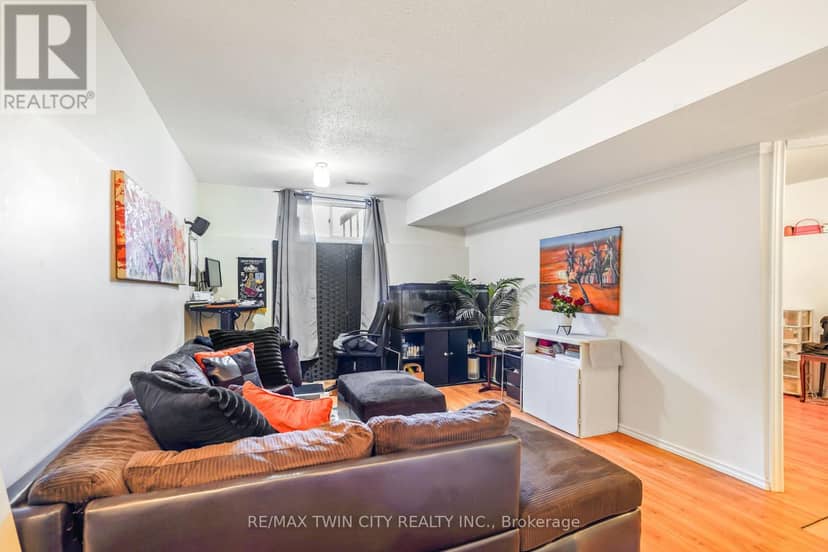 142 Marlborough Street — photo 18 of 39