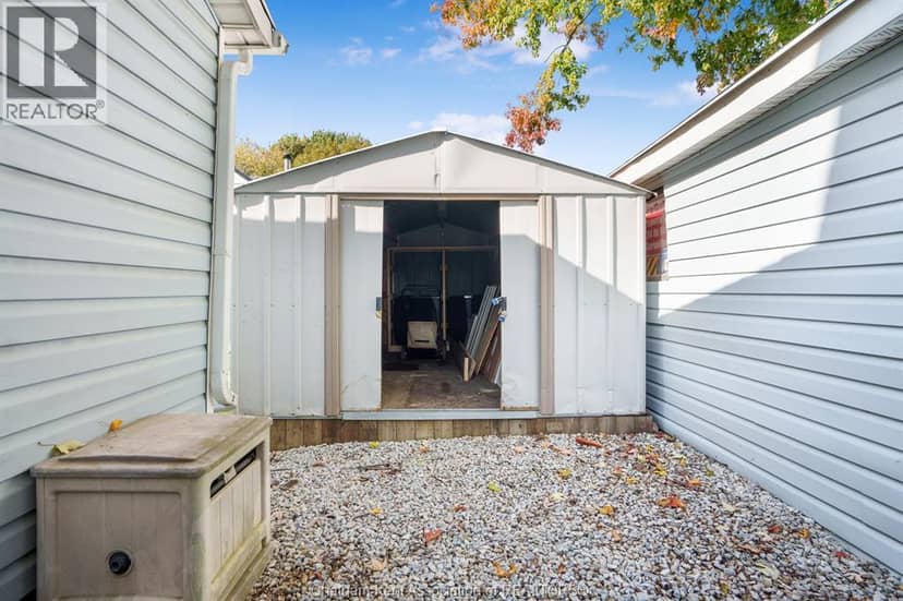 32 Foster STREET — photo 30 of 35