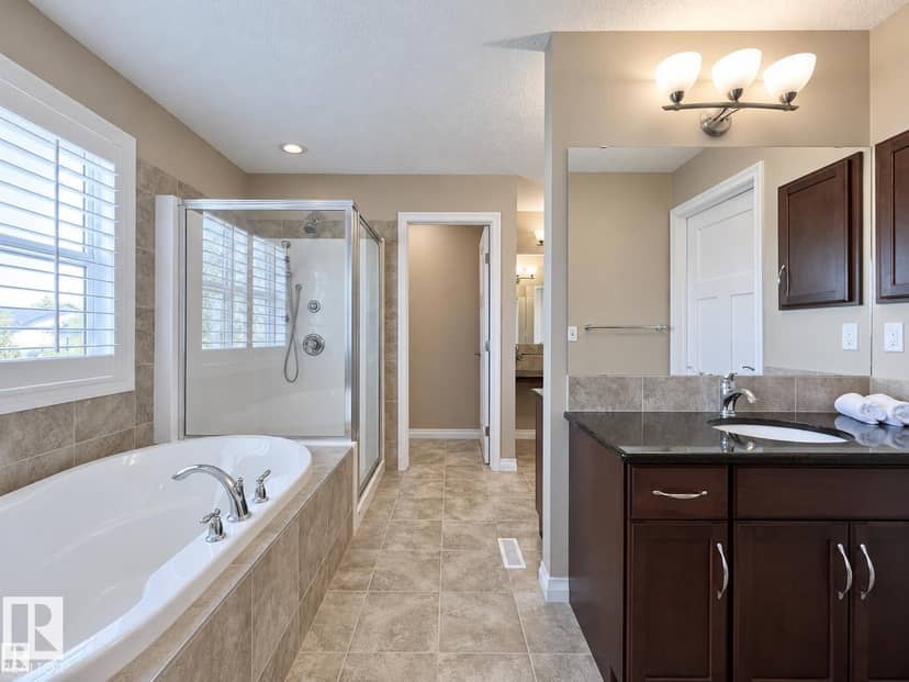 3244 Abbott Cr SW — photo 36 of 40
