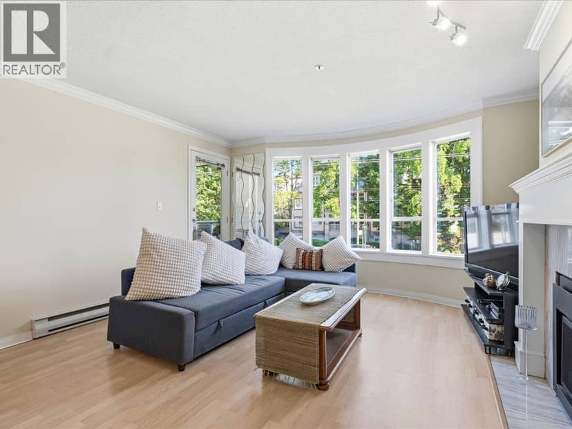 201 3220 W 4th Avenue, Vancouver, photo 3