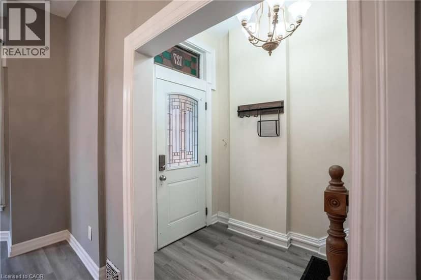 127 EAST Avenue S, Hamilton, photo 3