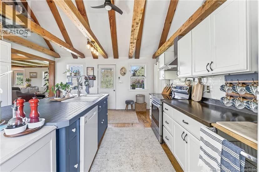30 Riverview Drive — photo 9 of 40