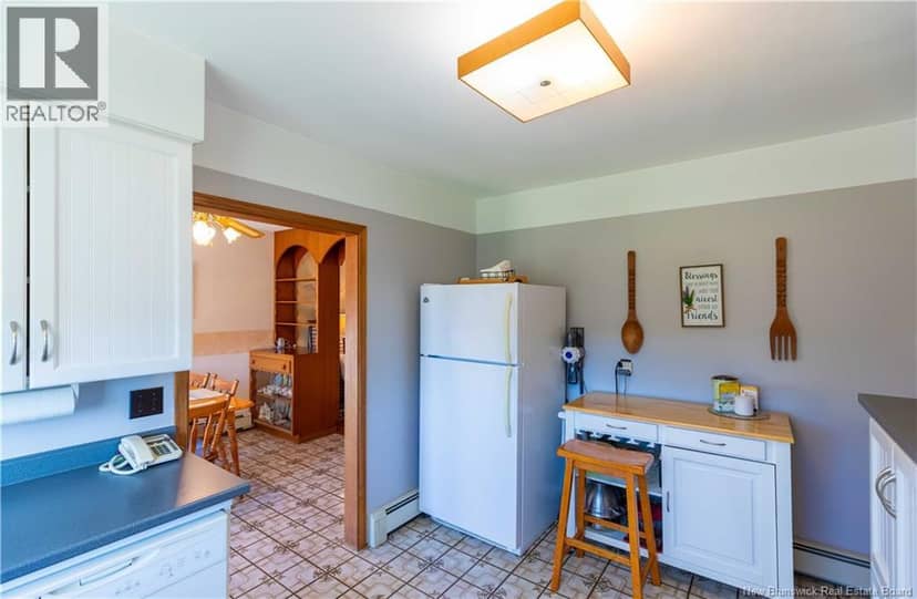3808 Loch Lomond Road — photo 8 of 40