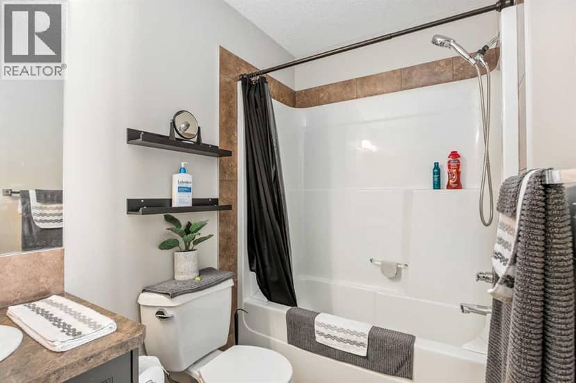 604, 620 Luxstone Landing SW — photo 21 of 36