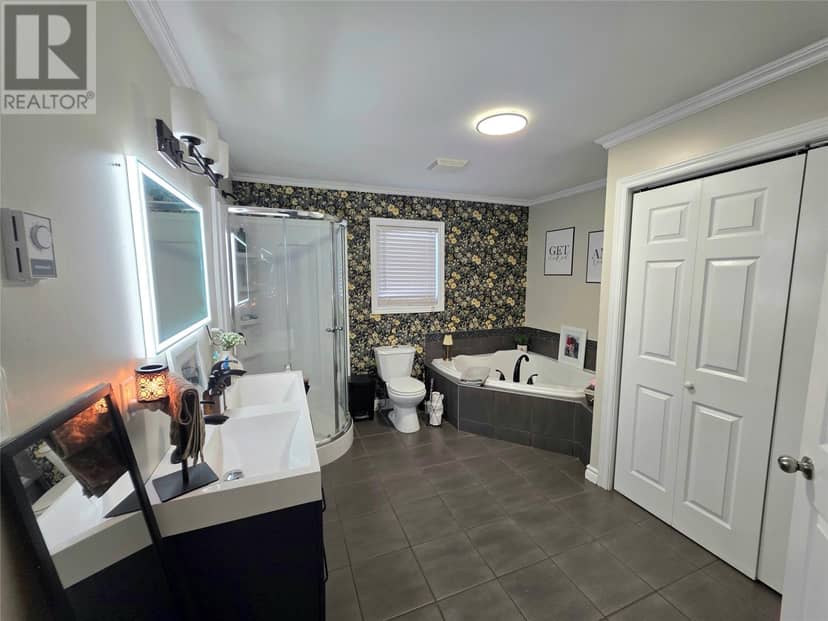 82 Bond Street — photo 19 of 23