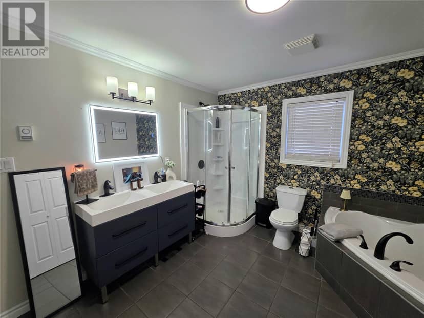 82 Bond Street — photo 20 of 23