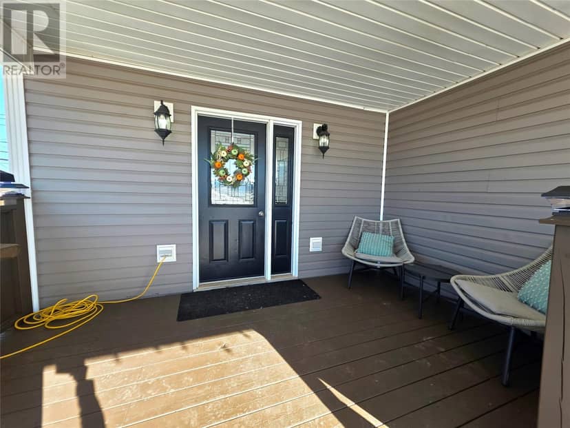 82 Bond Street, Wabush, photo 3