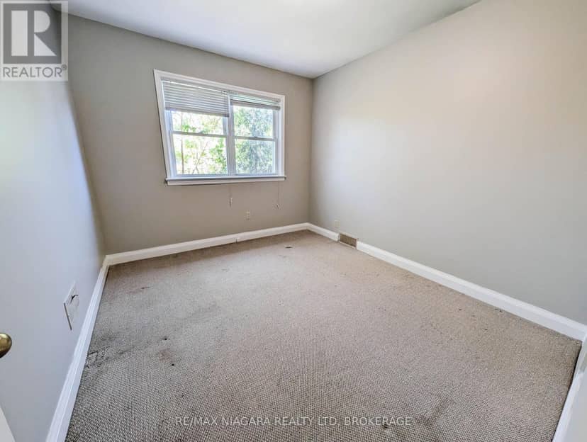 106 Haig Street — photo 9 of 28