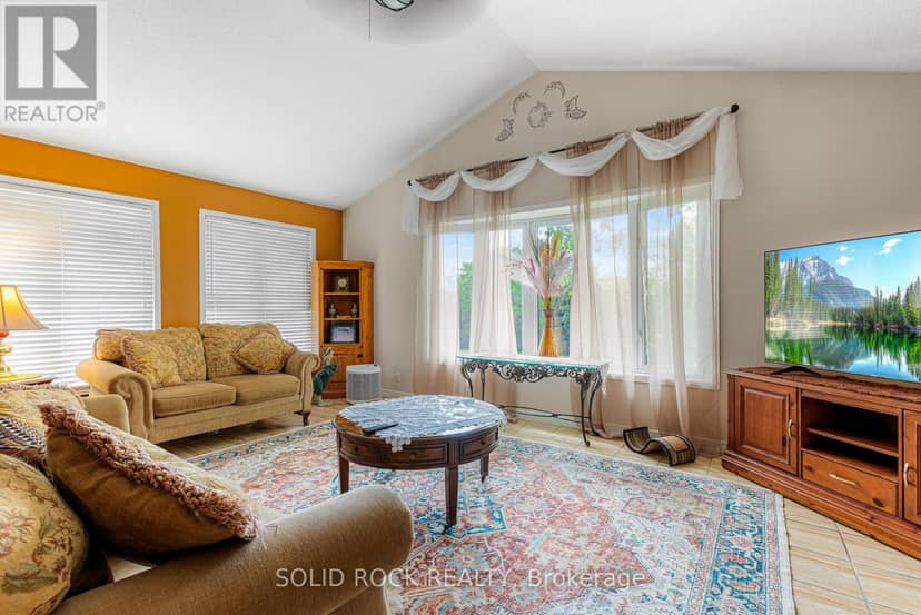 10106 Dixie Road E — photo 20 of 40