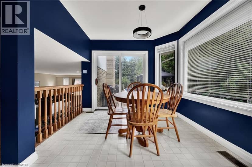 1 DANUBE Drive — photo 10 of 40