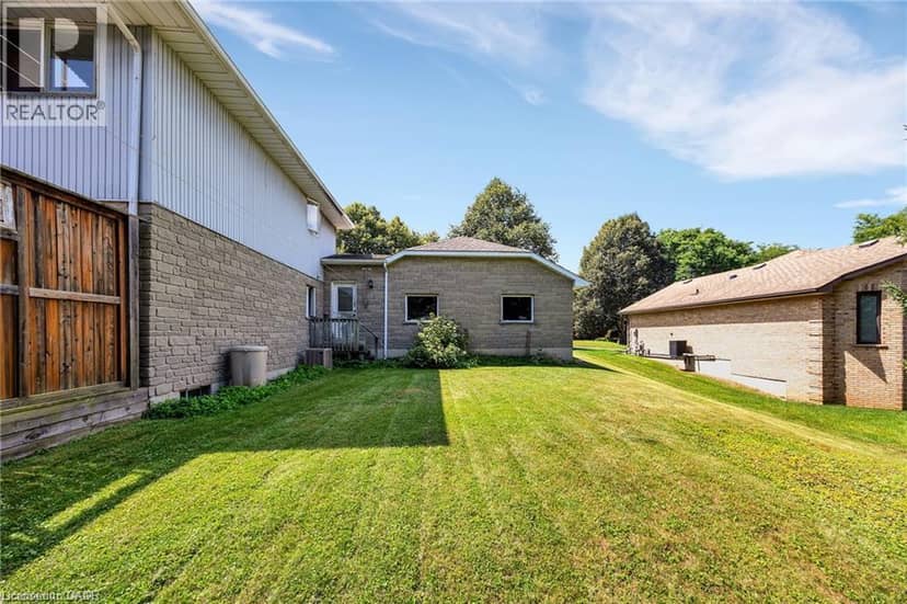 1 DANUBE Drive — photo 36 of 40