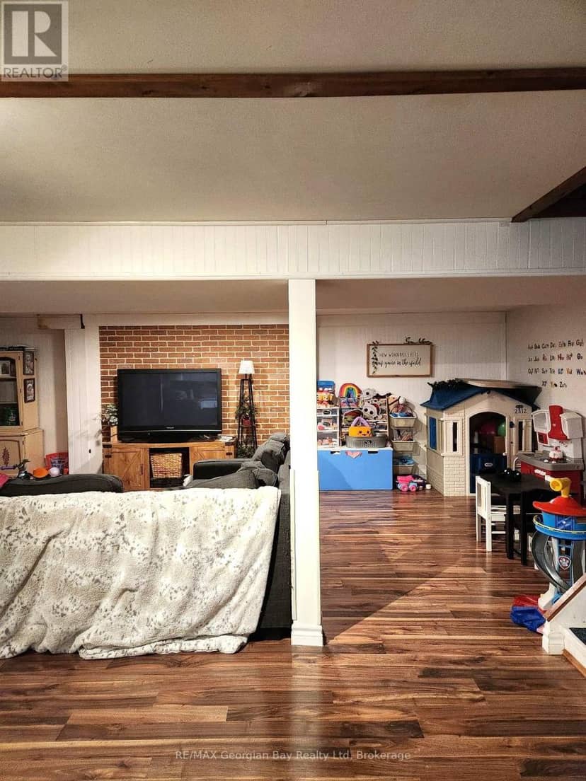 480 Broderick Street — photo 17 of 32