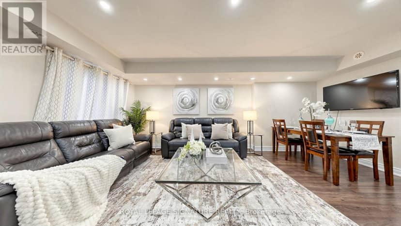 801 - 1 Blanche Lane, Markham