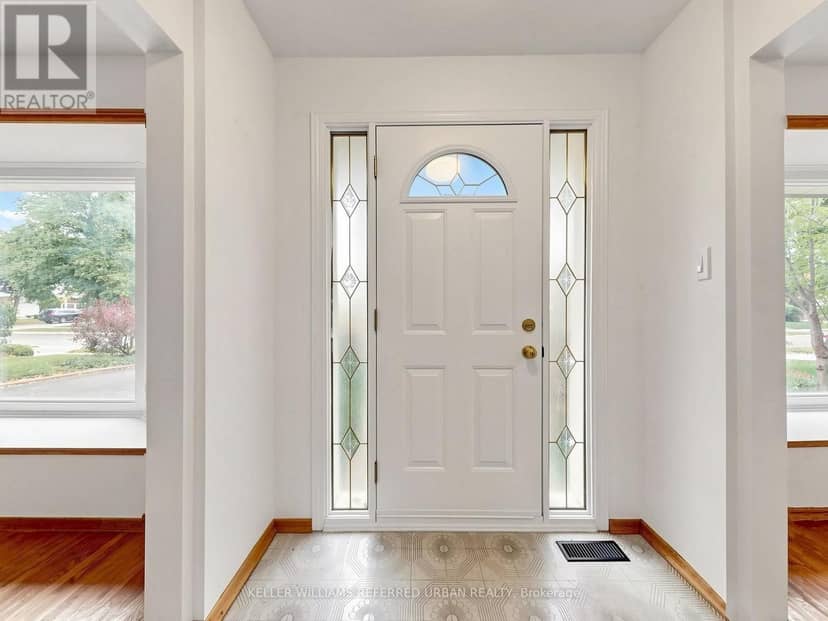 82 Crossbow Crescent, Toronto, photo 5
