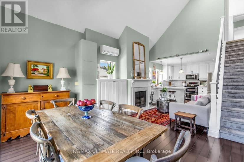 185 Castlefield Avenue — photo 11 of 40