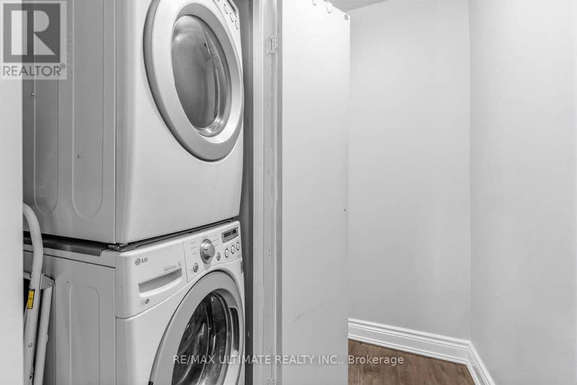 185 Castlefield Avenue — photo 31 of 40