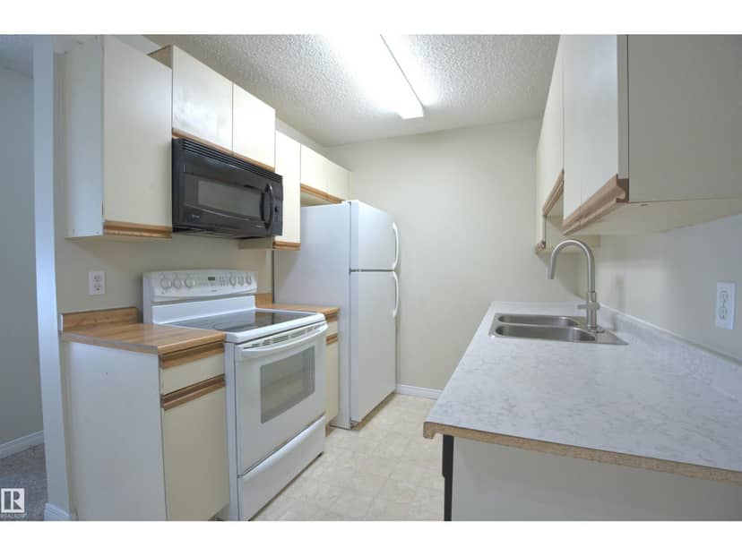 #106 10136 160 ST NW, Edmonton, photo 7