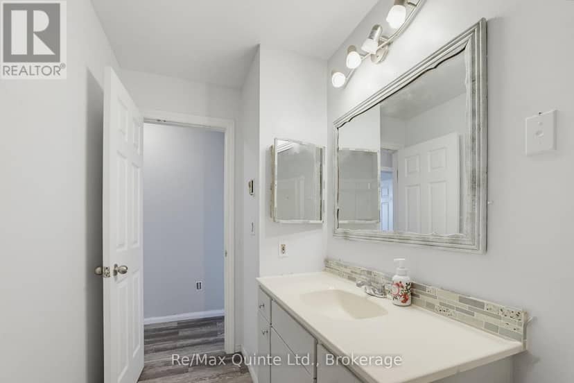 9 McFarland Drive — photo 14 of 29