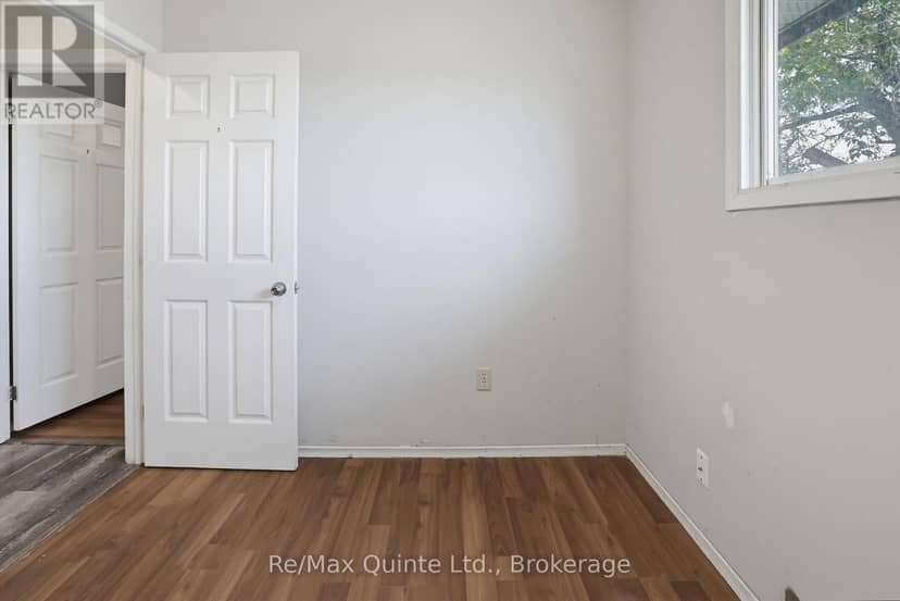 9 McFarland Drive — photo 20 of 29