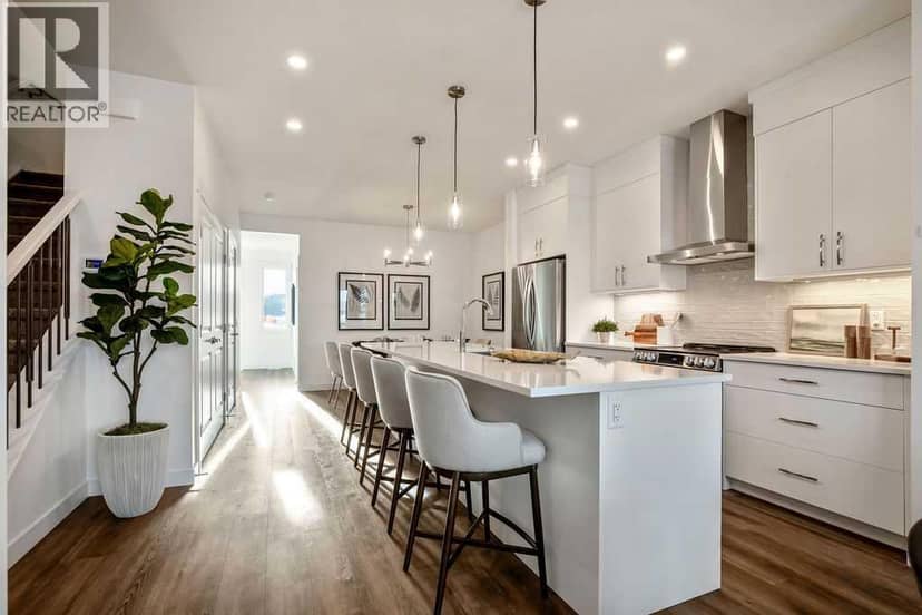 275 Creekside Manor SW, Calgary, photo 2