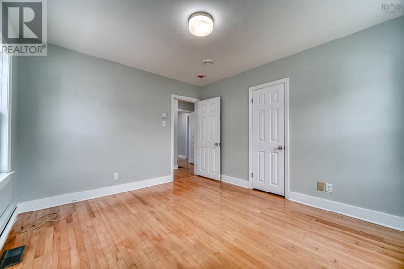 3306 Ashburn Avenue — photo 17 of 40