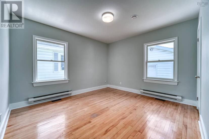 3306 Ashburn Avenue — photo 18 of 40