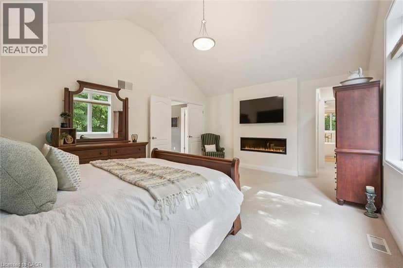 45 WELWOOD Avenue — photo 20 of 40