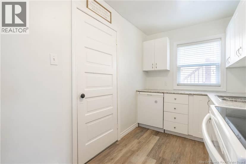 31 Topeka Street — photo 14 of 22