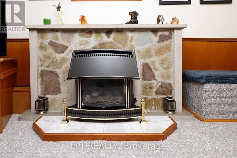 37 McGilvray Crescent W — photo 29 of 39