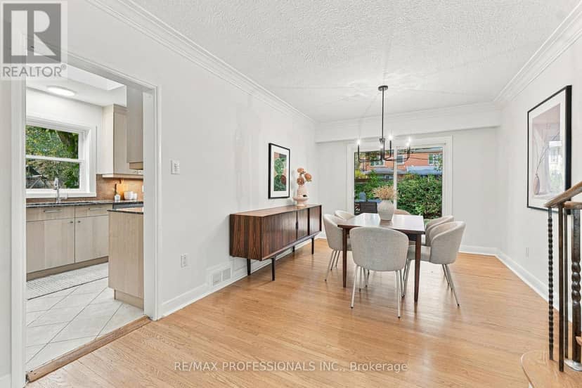 8 Northolt Court — photo 10 of 40