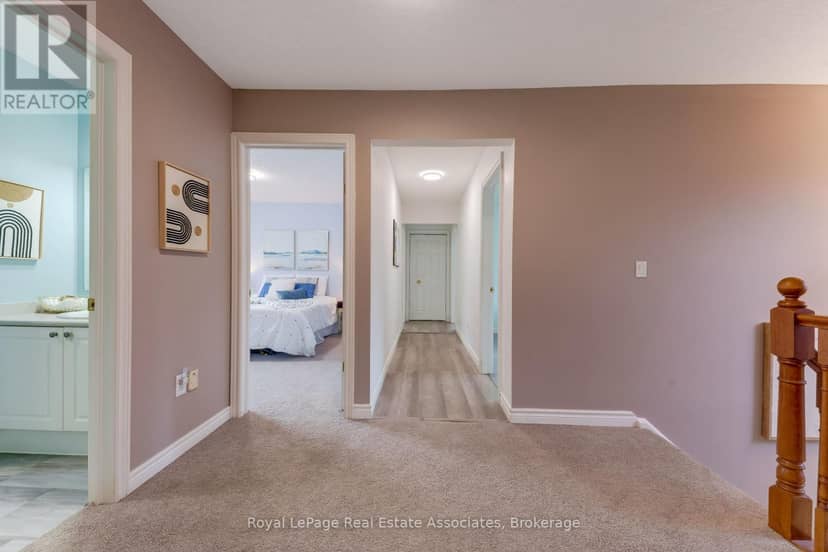 406 Sandy Cove Crescent — photo 25 of 37