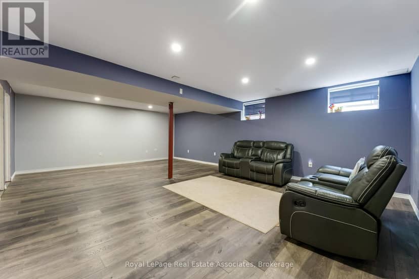 406 Sandy Cove Crescent — photo 30 of 37