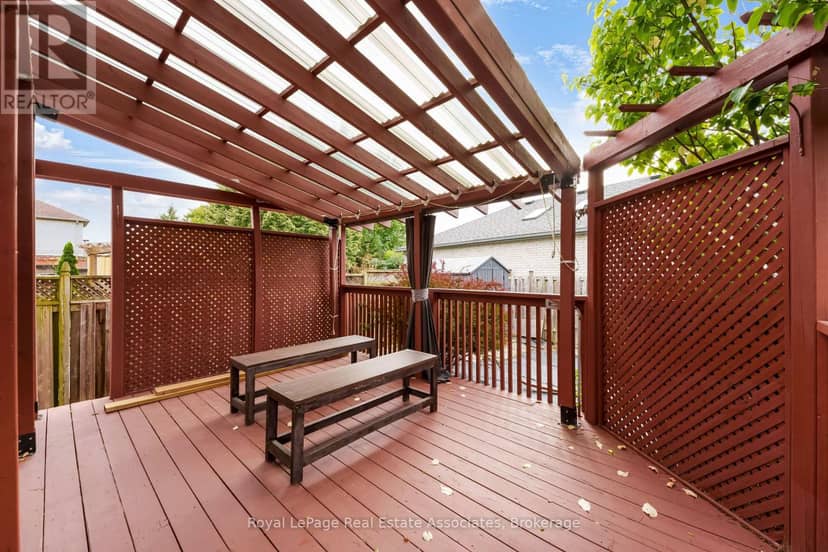 406 Sandy Cove Crescent — photo 35 of 37