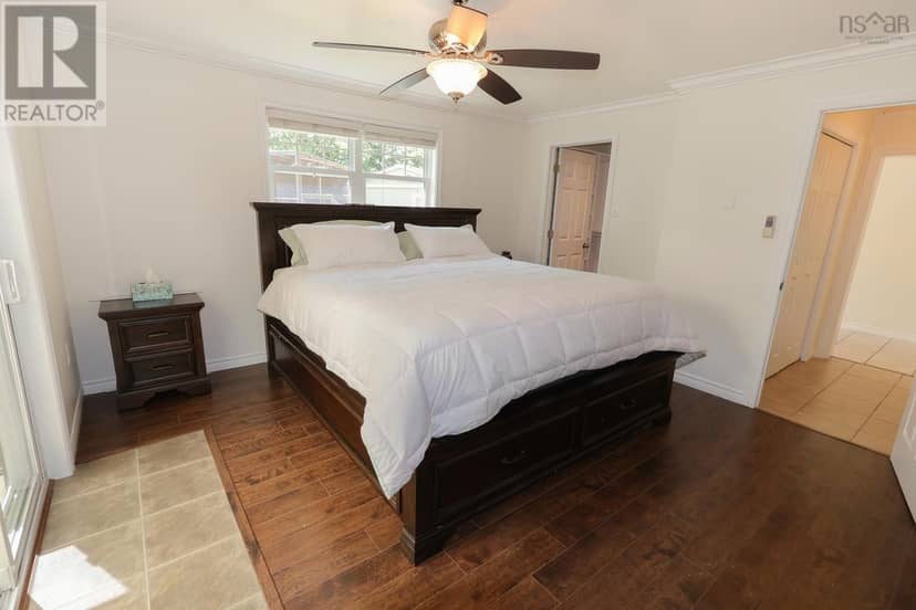 21 Lakeview Road — photo 19 of 40