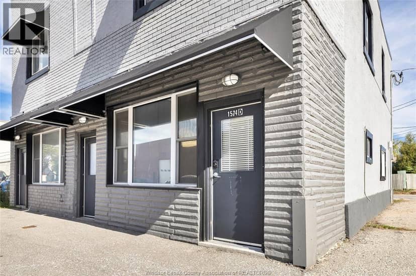 1574 Howard AVENUE — photo 4 of 31